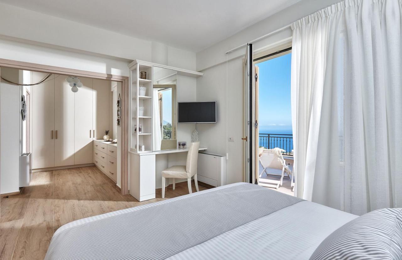 Villa Omikron Rodhiá Esterno foto